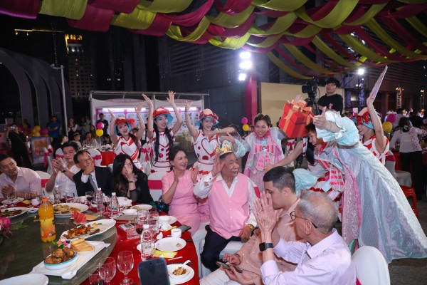 IMG_4111.jpg IMG_4111.jpg